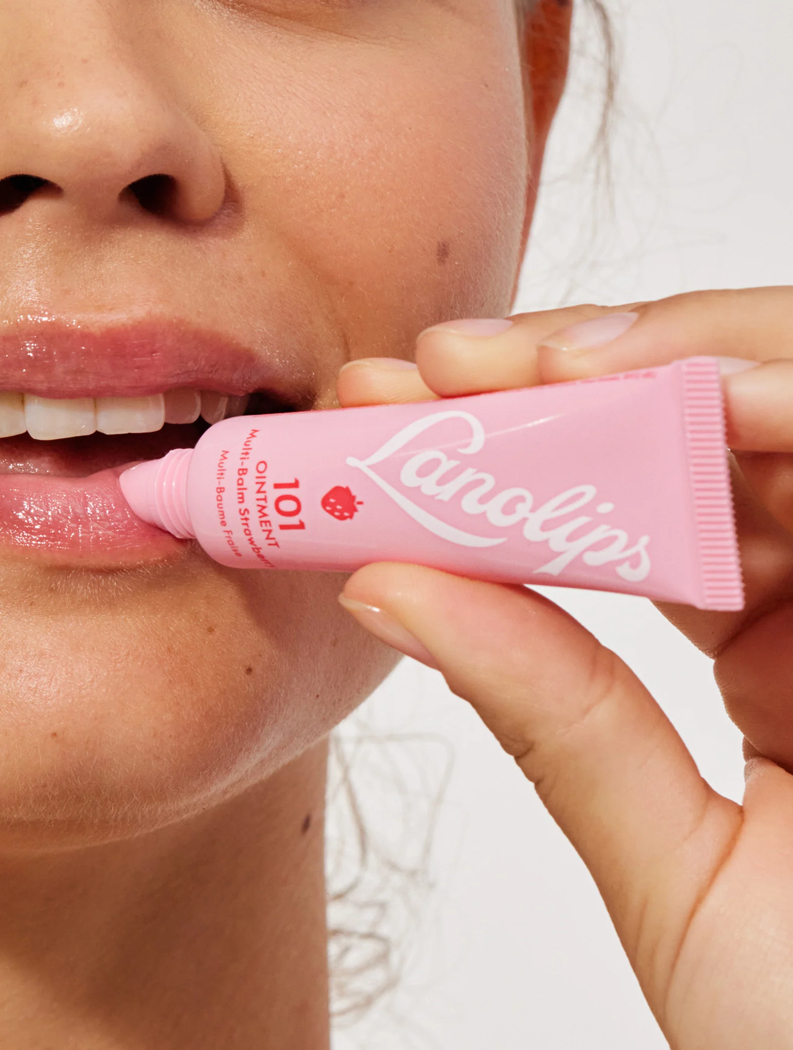 Lip Rituals Scrub & Balm Strawberry - Image 8